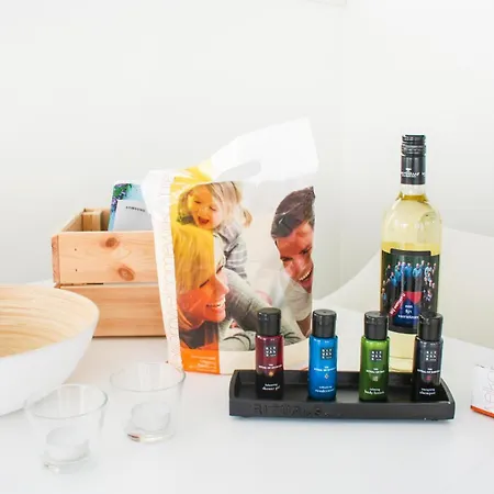 Lovely Ship In Aalsmeer With Kitchen Botel Leimuiden