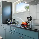 船上ホテル Lovely Ship In With Kitchen