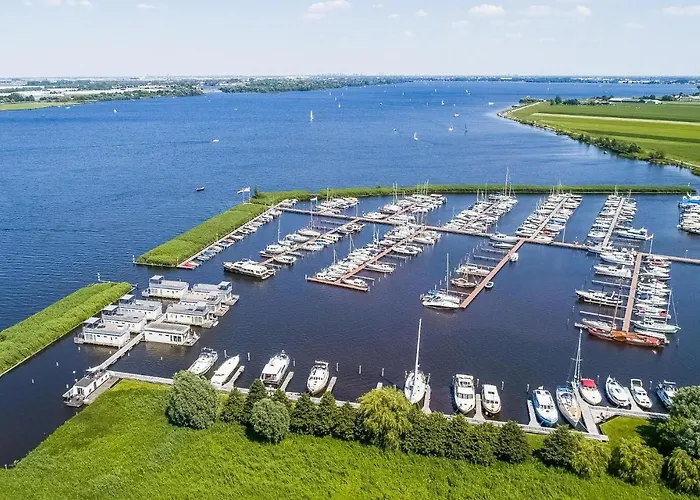 Lovely Ship In With Kitchen 4* Aalsmeer