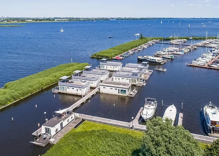 Lovely Ship In With Kitchen Botel Aalsmeer